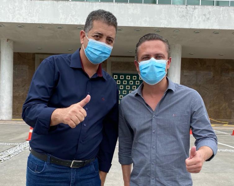 Palhares e Cobra repórter visitam o Palácio Iguaçu em busca de investimentos para Jacarezinho