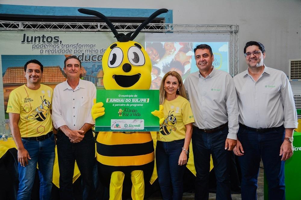 Prefeitura e Sicredi firmam parceria para melhorar ainda mais a Educação em Jundiaí do Sul