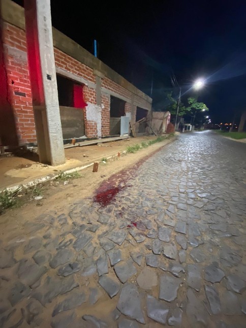 Policial aposentado é morto a tiros e têm corpo arrastado por carro no Norte Pioneiro