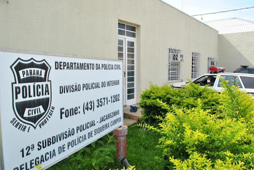 Servidor público é preso suspeito de extorsão e com drogas em Siqueira Campos