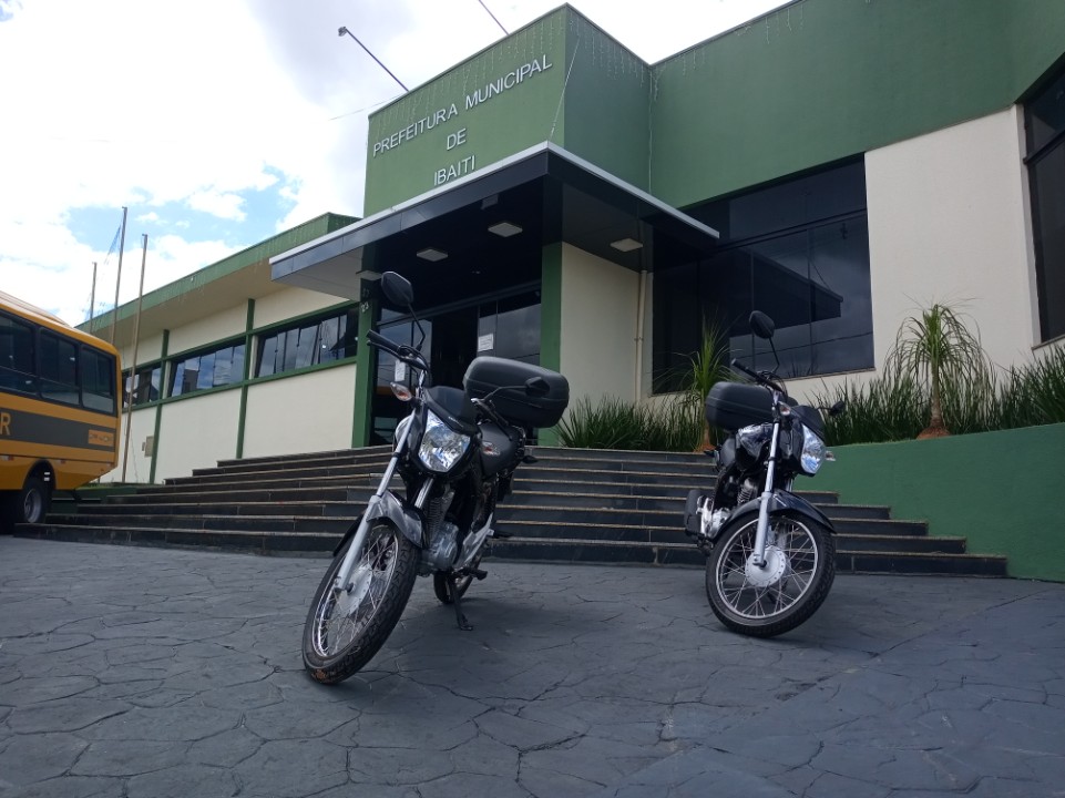 Saúde e Educação recebem novos veículos em Ibaiti