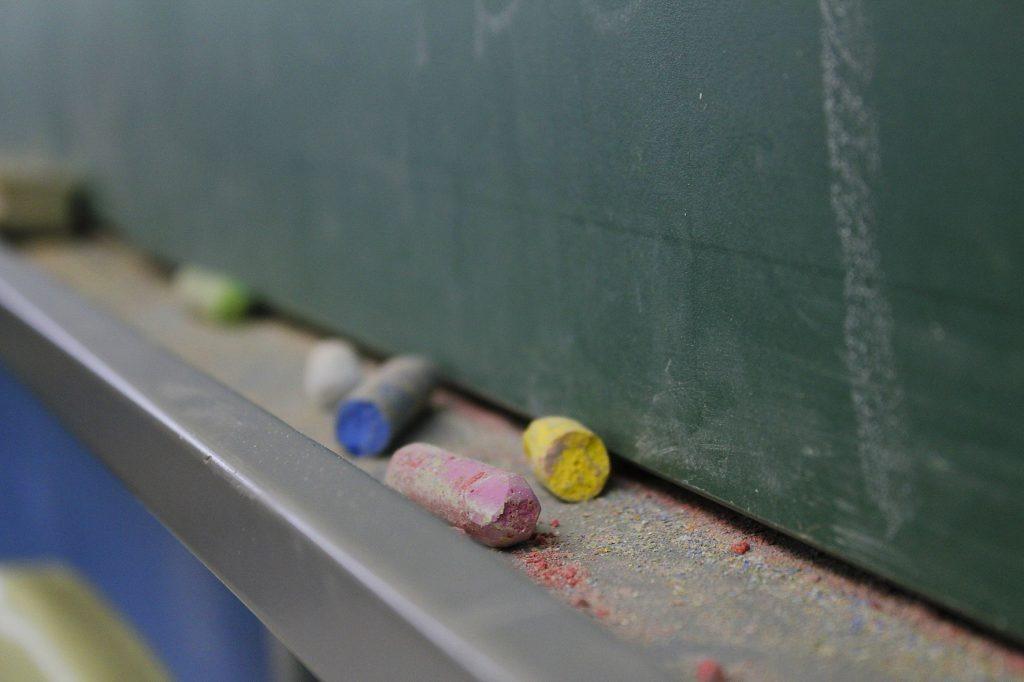 MEC apoiará uso do Exército para administrar escolas municipais, diz ministro