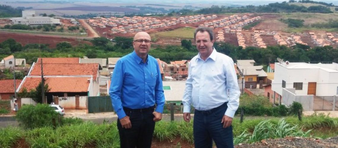 Romanelli e Amin confirmam início da obra do condomínio do idoso em Cornélio Procópio