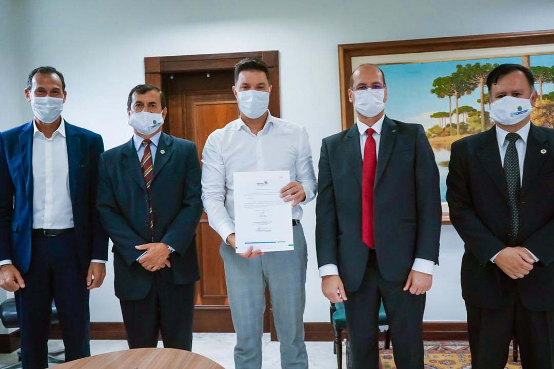 Governo amplia Comitê Permanente de Desburocratização