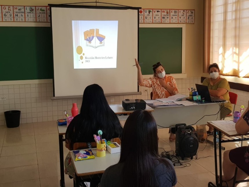 Secretaria de Educação realiza semana pedagógica para volta às aulas em Ibaiti