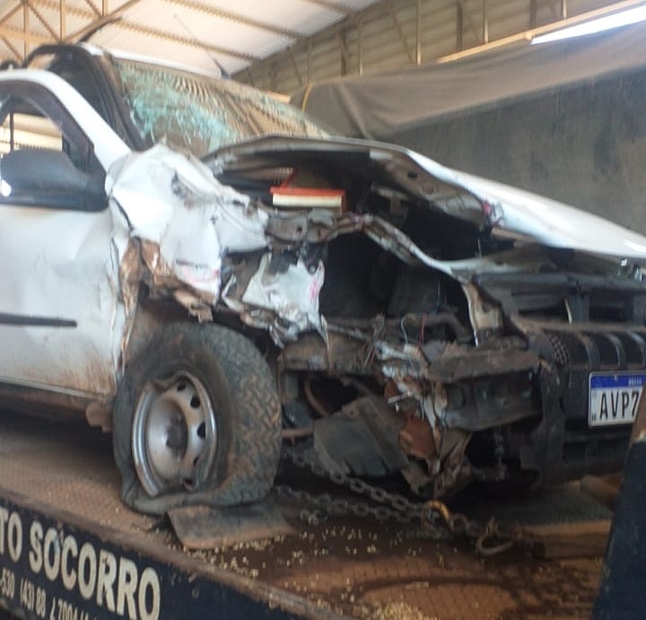 Acidente na PR-092 entre Wenceslau Braz e Siqueira Campos deixa três feridos