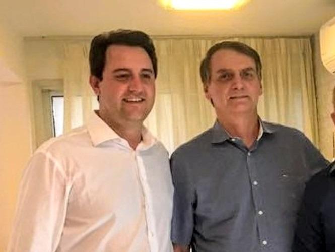 Ratinho Junior é convidado para almoço com Bolsonaro