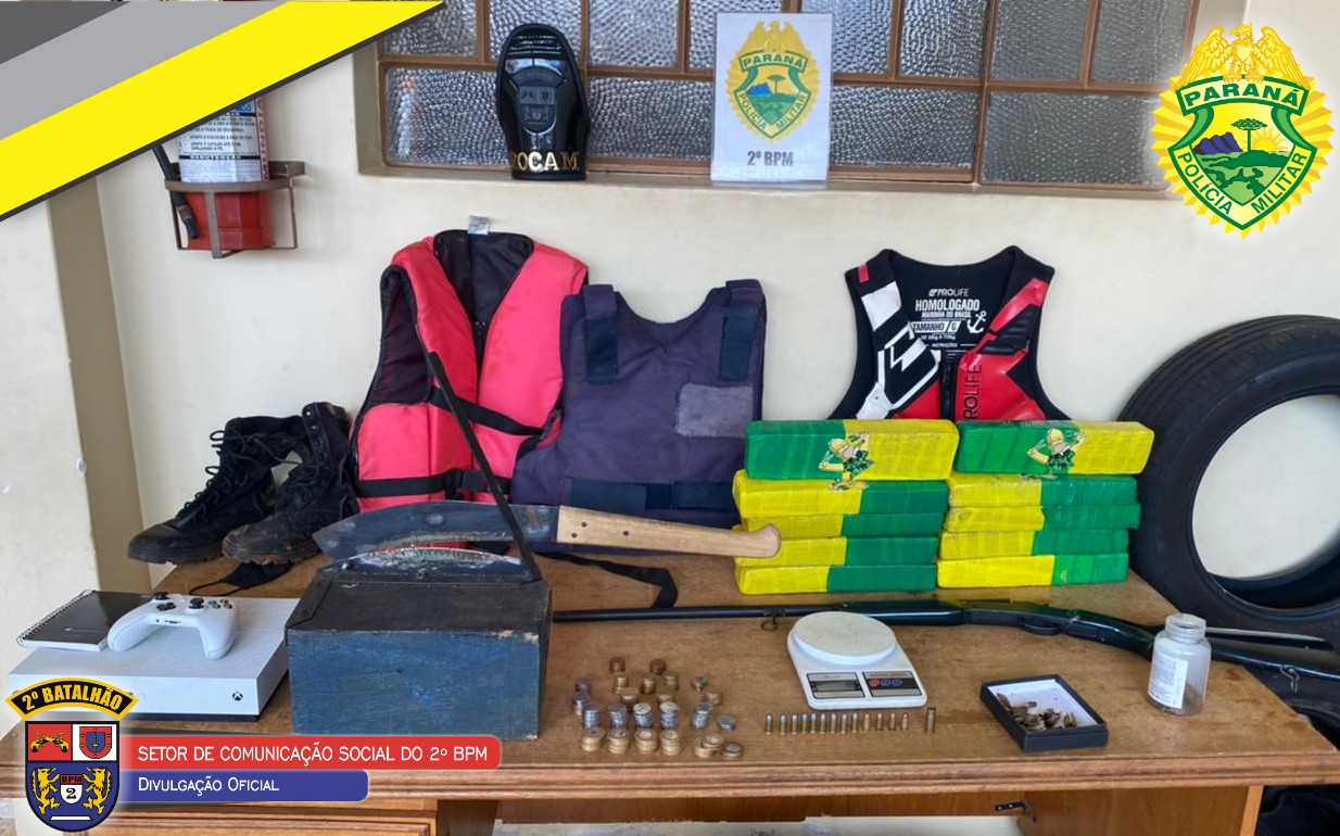 Polícia apreende 10 kg de maconha, arma e munições em Santo Antônio da Platina