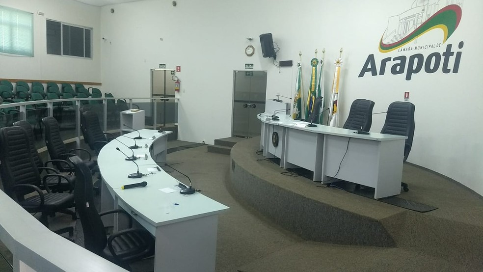 Sessão da Câmara é suspensa devido agravamento na situação da Covid-19 em Arapoti