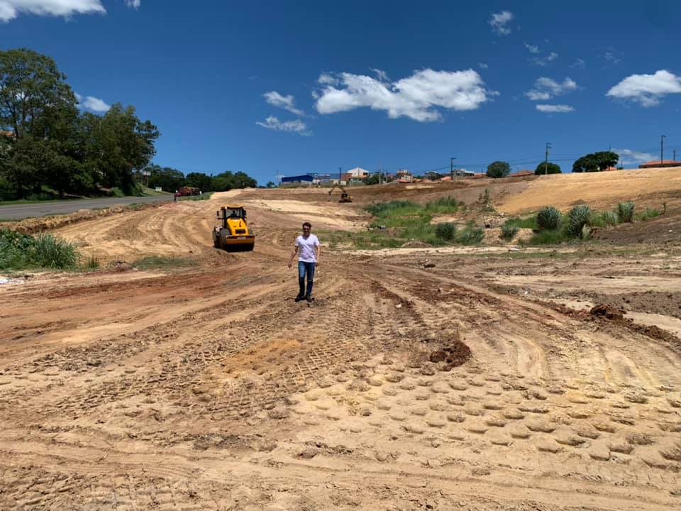 Flávio Zanrosso realiza visitas para acompanhar andamento de obras em Tomazina