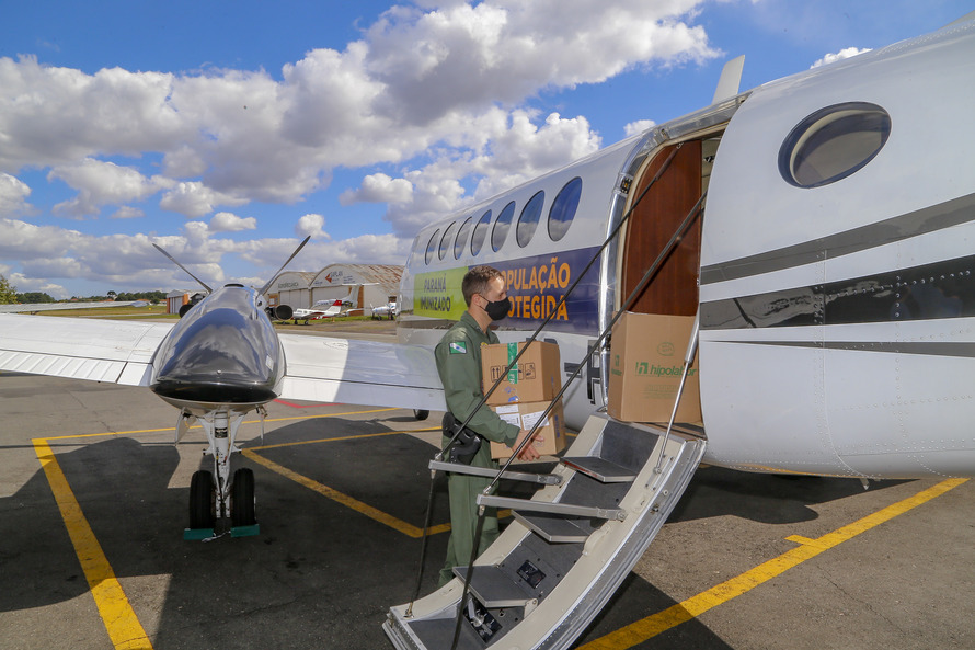 Governo do Estado encaminha nova remessa de vacinas para o Norte Pioneiro