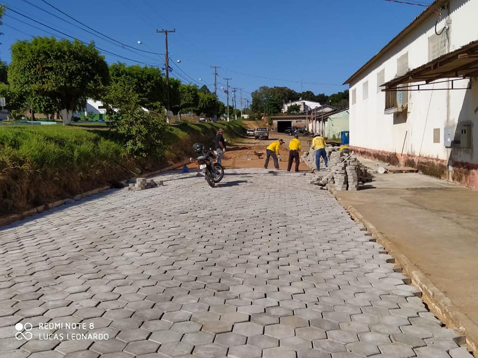 Santana do Itararé entrega ponte na zona rual e nova pavimentação no Centro