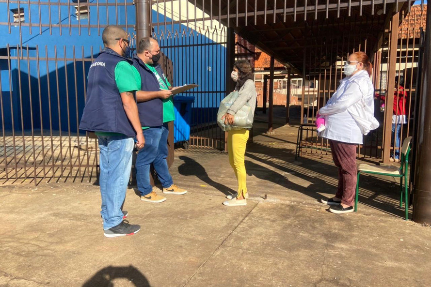 Controladoria confere distribuição de vacinas e kit merenda em três cidades do Norte Pioneiro