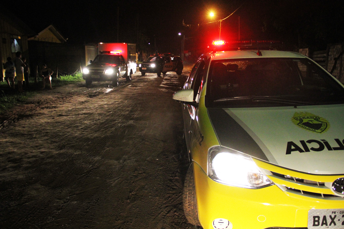 Homem morre com tiro no peito em Bandeirantes