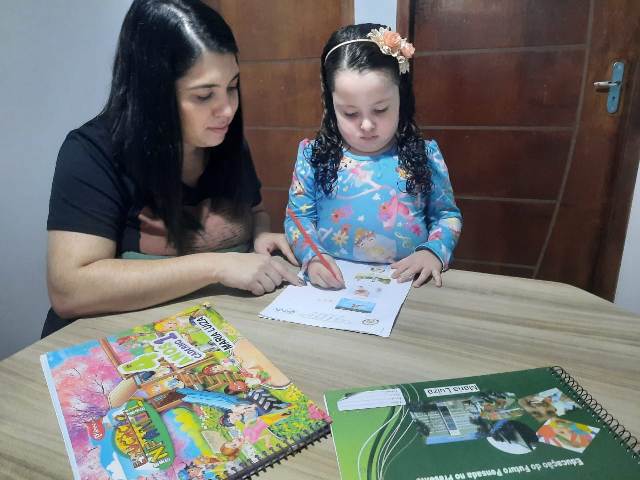 Projeto “Soltando a Língua” aprimora habilidades de comunicação dos alunos da rede municipal