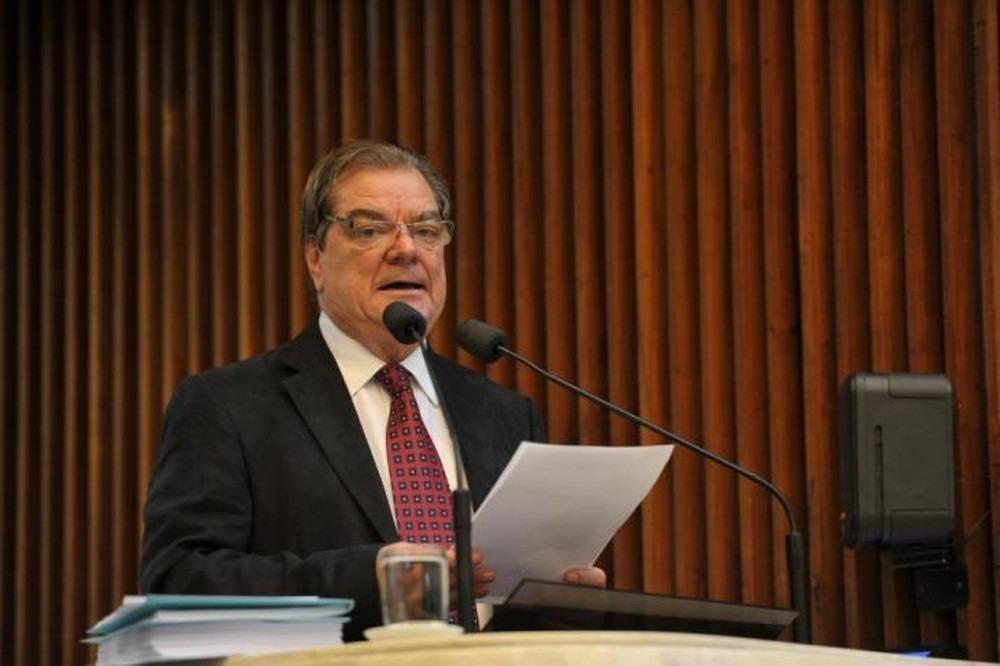 Ex-deputado do Paraná Caíto Quintana morre aos 72 anos