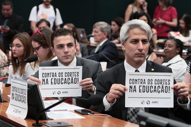 Aliel destaca importância do Plano Nacional de Educação