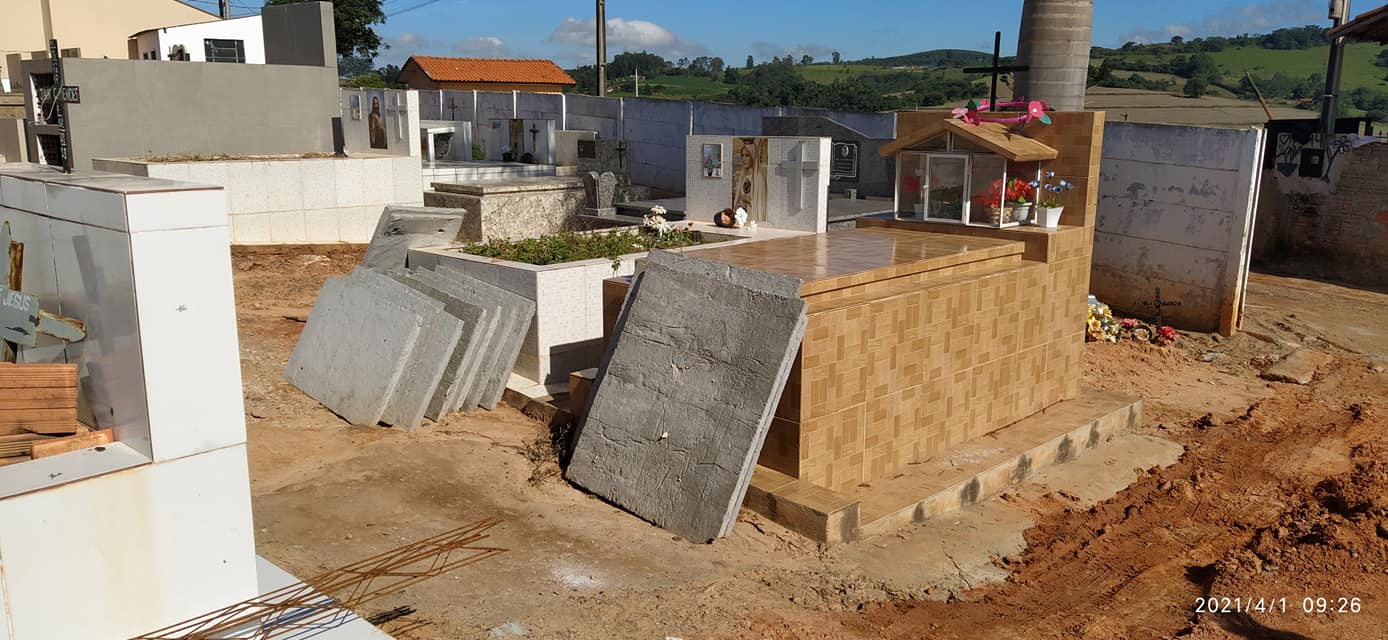 Prefeitura amplia jazigos no cemitério de Santana do Itararé