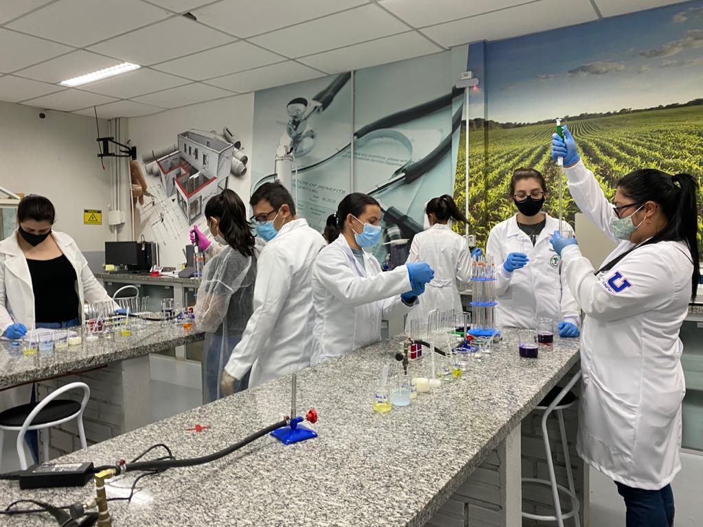 Tutora Unopar fala sobre experiência em ser enfermeira e curso de Enfermagem em Wenceslau Braz