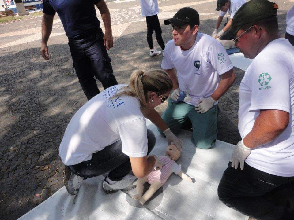 No dia da enfermagem, profissional fala sobre alegrias e tristezas de atuar na área da Saúde