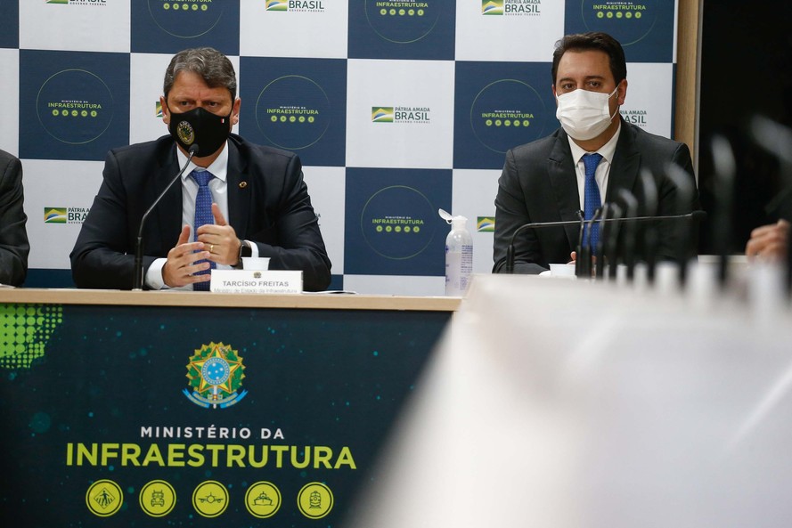 Articulação de Ratinho Junior em Brasília garante menor tarifa do pedágio no Paraná