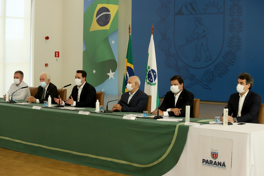 Governo garante R$ 42 bilhões em investimentos e menor tarifa para novas concessões no Paraná