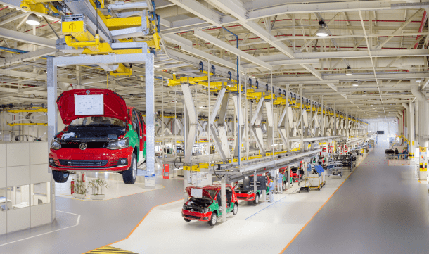 Volkswagen vai parar fábricas no Paraná e em São Paulo por falta de peças