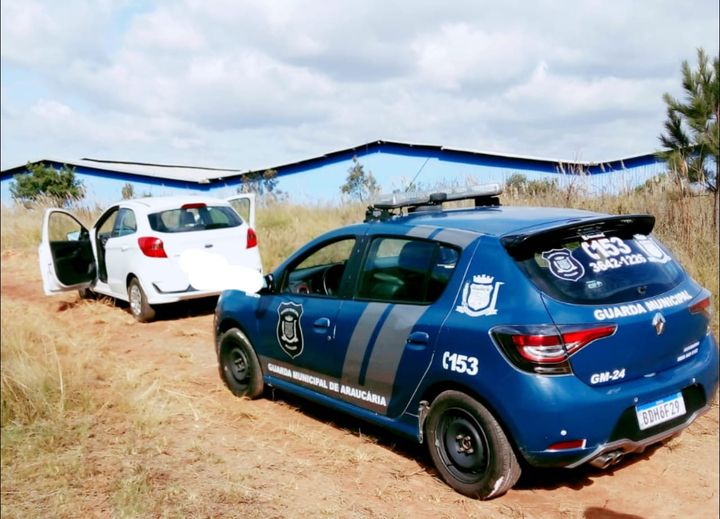 Carro furtado na prefeitura de Pinhalão é recuperado em Curitiba
