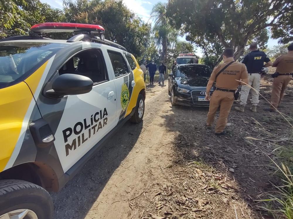 Denúncia anônima leva a prisão e apreensão de droga e veículos em Santo Antônio da Platina