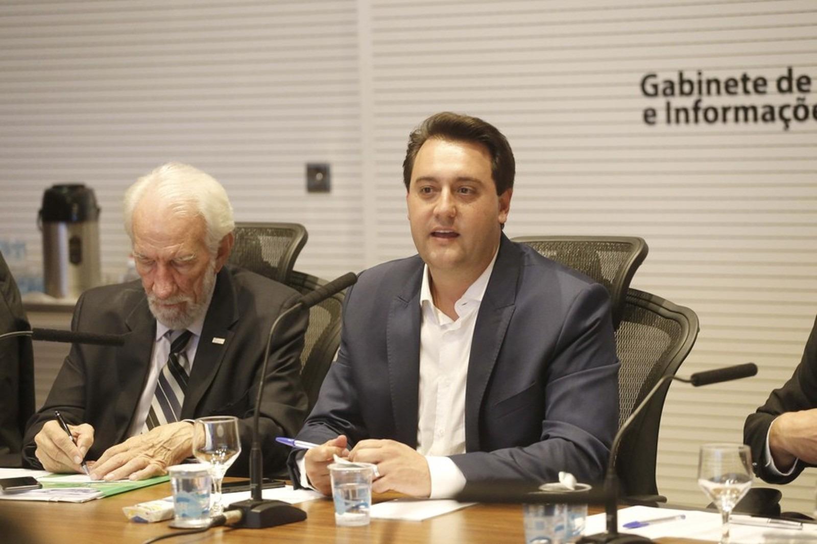Ratinho Jr congela o próprio salário e dos secretários do primeiro escalão do governo