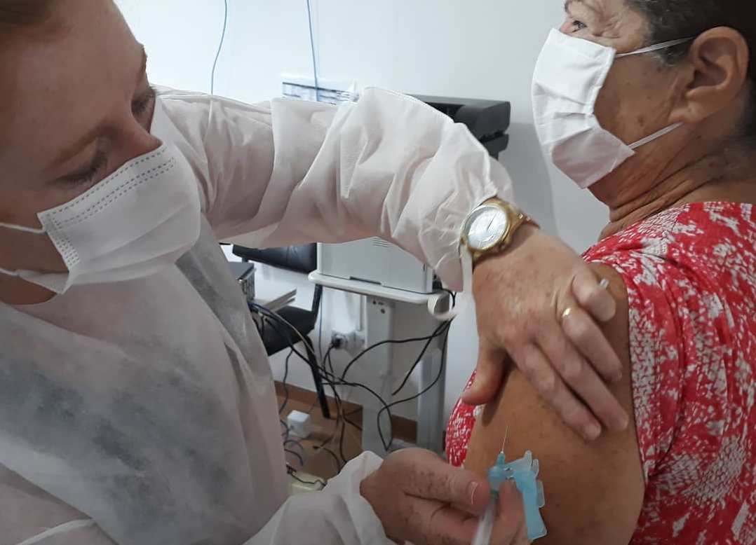 Arapoti inicia a vacinação da população geral a partir 47 anos