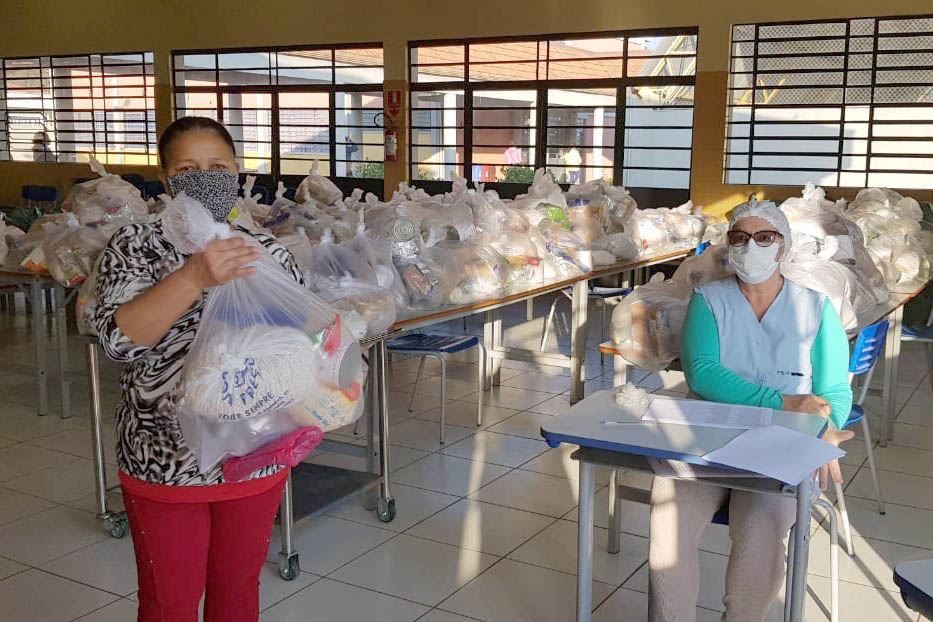 Escolas estaduais fazem a sétima entrega de alimentos do ano