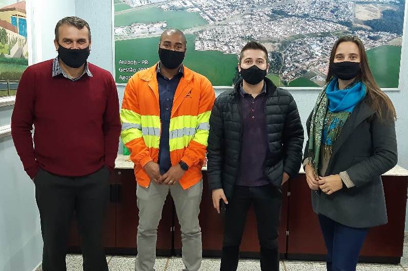 Irani Barros recebe representante de empresa que vai participar de consórcio para 3ª Faixa na PR-092