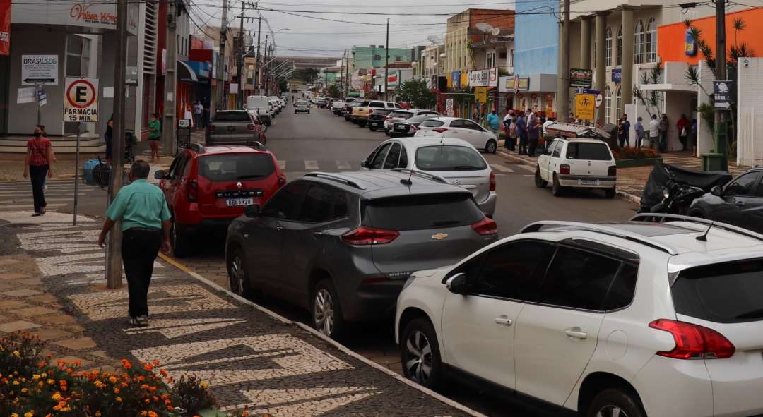 Vereadores de Arapoti pedem que prefeito ouça comerciantes antes de fazer novo decreto com fechamento do comércio