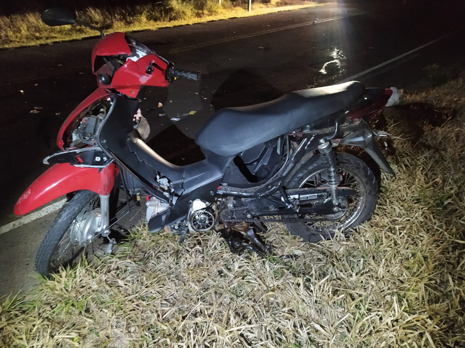 Colisão entre carro e moto tira a vida de jovem brazense