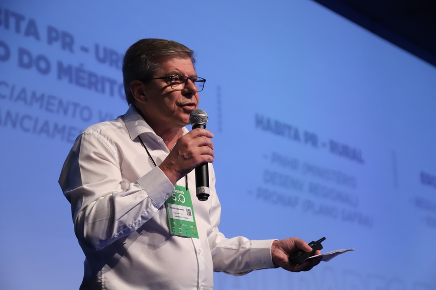 Presidente da Cohapar participa de reunião para discutir projetos habitacionais no Norte Pioneiro