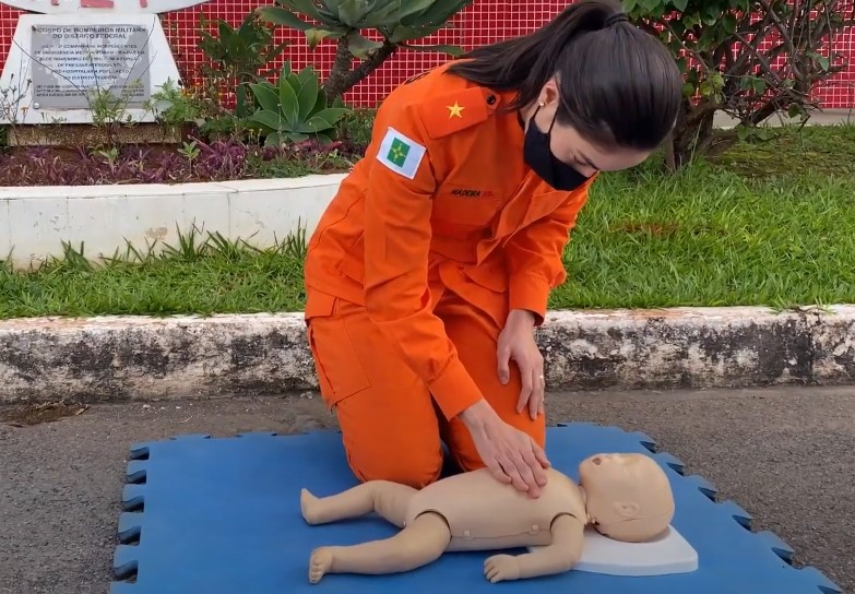 Segurança do Trabalho promove treinamento de primeiros socorros a professores e mães sociais