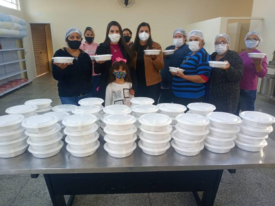 Campanha “Marmitex Solidária” distribui refeições prontas para famílias em Ibaiti