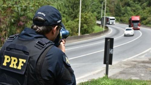 PRF registra 90 acidentes e sete mortes no Paraná no feriado de Ano-Novo