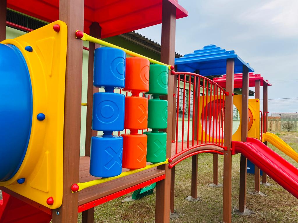 Prefeitura de Jaguariaíva destina novos playgrounds para escolas e Cemei’s