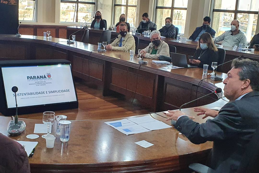 Governo do Paraná e municípios discutem soluções para a gestão dos resíduos sólidos