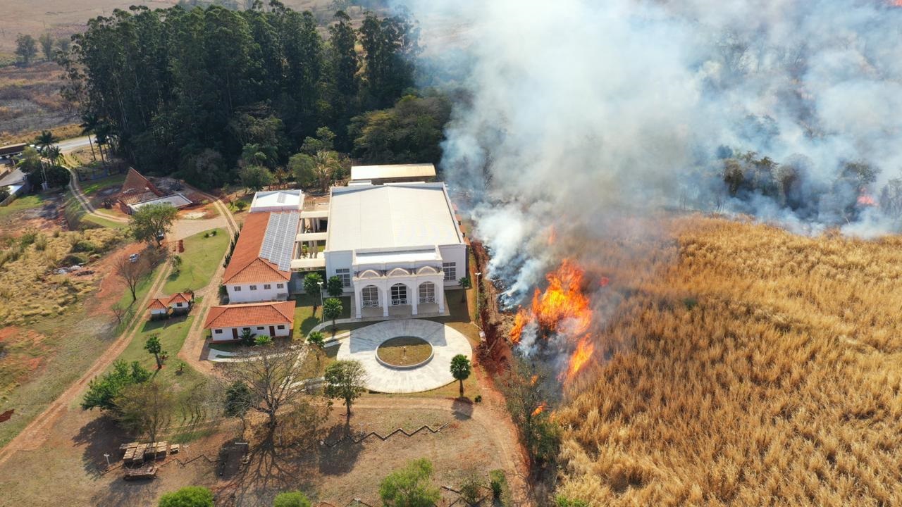 Tempo seco aumenta registros e risco de incêndios no Norte Pioneiro