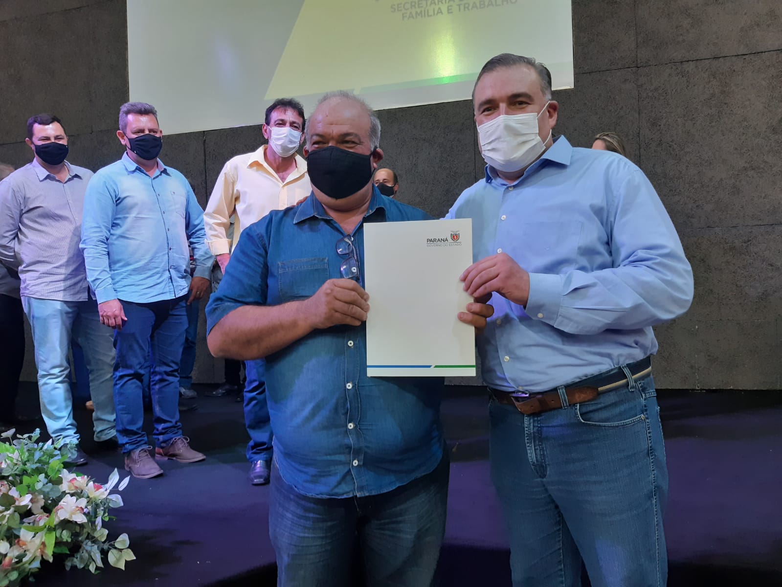 Jaboti e Santana do Itararé assinam o termo de adesão Programa “Nossa Gente”