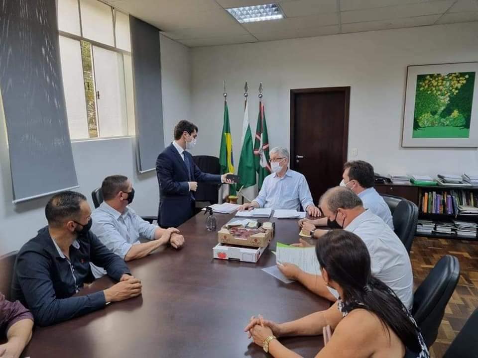 Ibaiti recebe a visita do deputado Alexandre Curi e do secretário estadual Noberto Ortigara