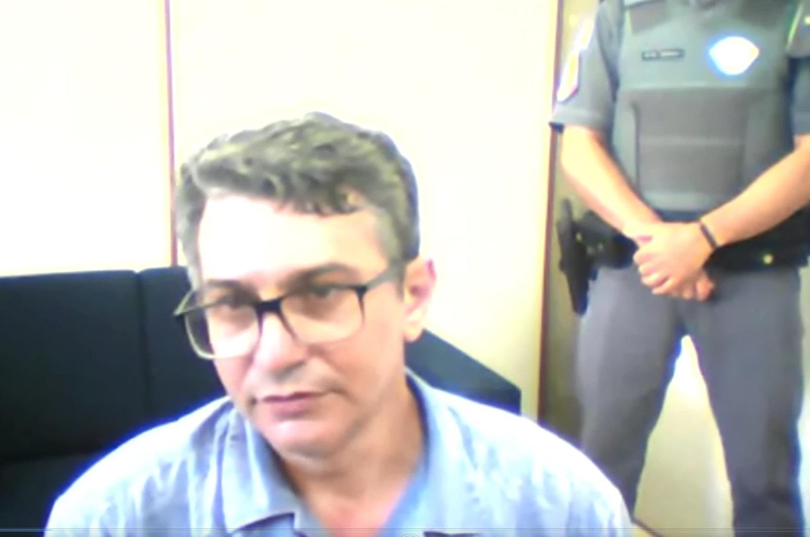 “O que aconteceu foi um equívoco”, diz professor suspeito de matar diretor de universidade