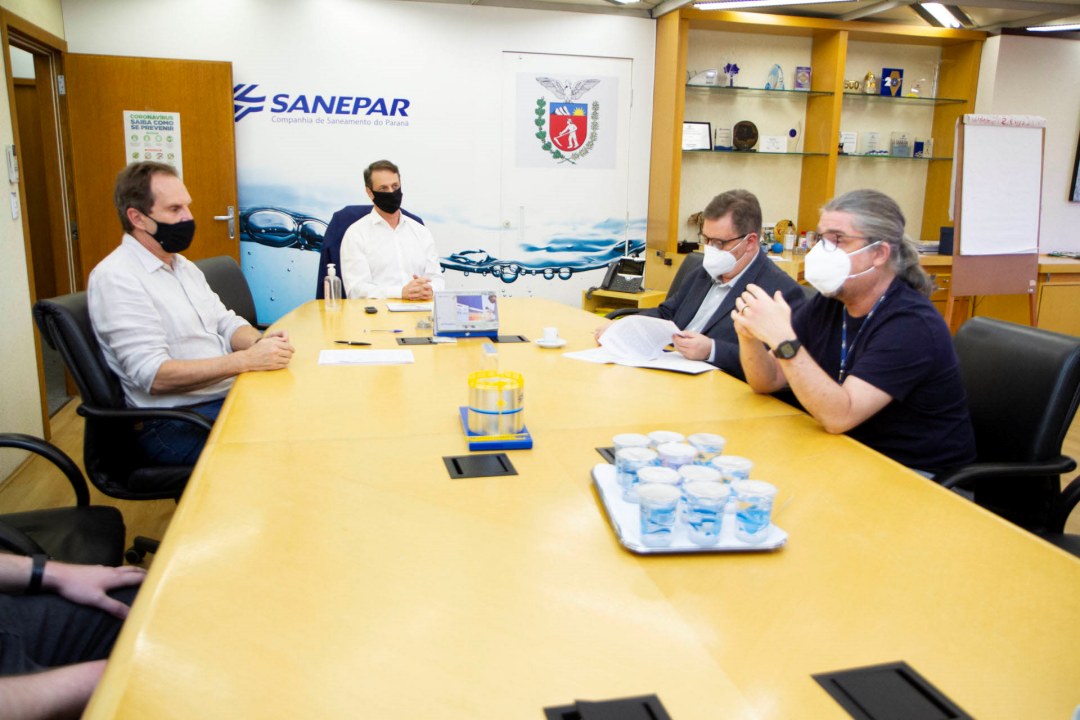 Sanepar e Embrapa vão utilizar abelhas sem ferrão para monitoramento ambiental