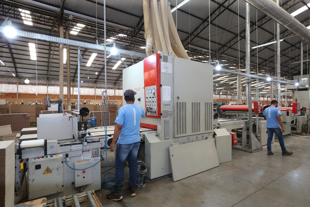 Crescimento da indústria de transformação faz Paraná superar países desenvolvidos