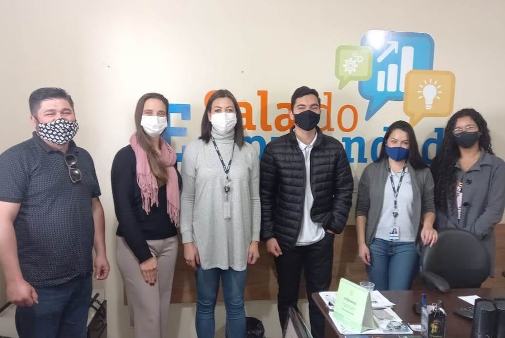 Consultores do Sebrae visitam a Sala do Empreendedor em Arapoti