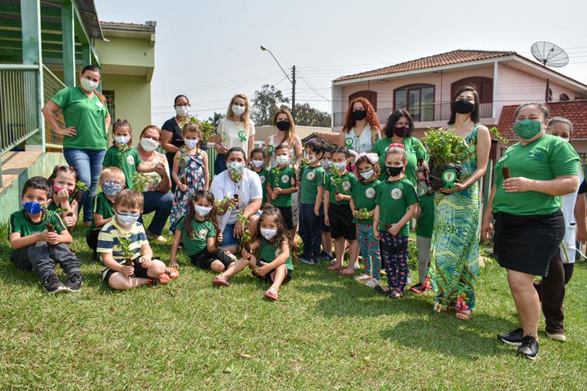 Jaguariaíva celebra Dia da Árvore com ações educativas e plantio de mudas