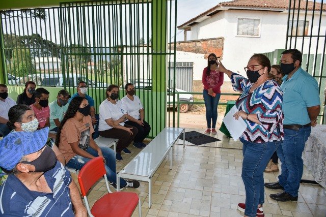 Prefeitura apresenta a moradores projeto de pavimentação de estradas rurais em Jaguariaíva